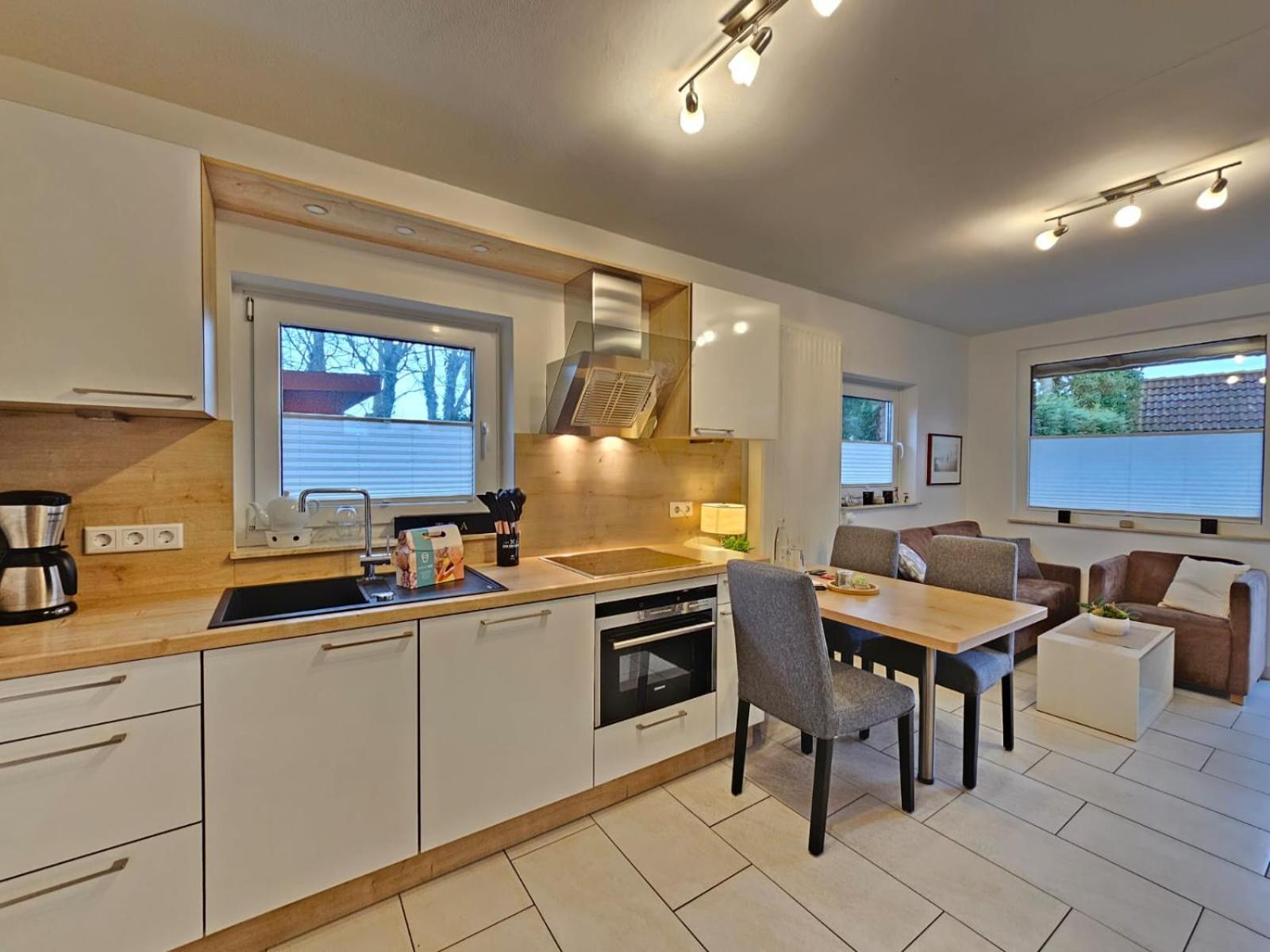 Mienhus Apartments Ferienwohnung Boppo Mienhus นอร์เดน ภายนอก รูปภาพ