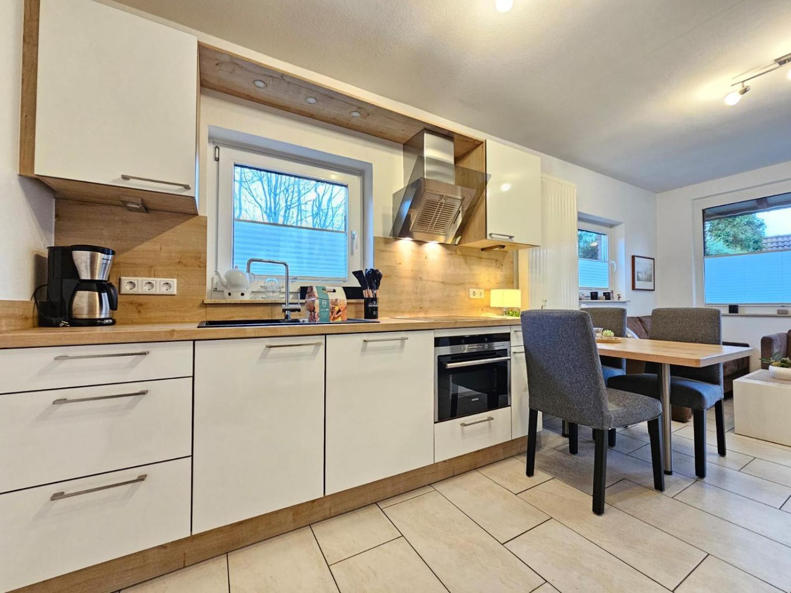 Mienhus Apartments Ferienwohnung Boppo Mienhus นอร์เดน ภายนอก รูปภาพ